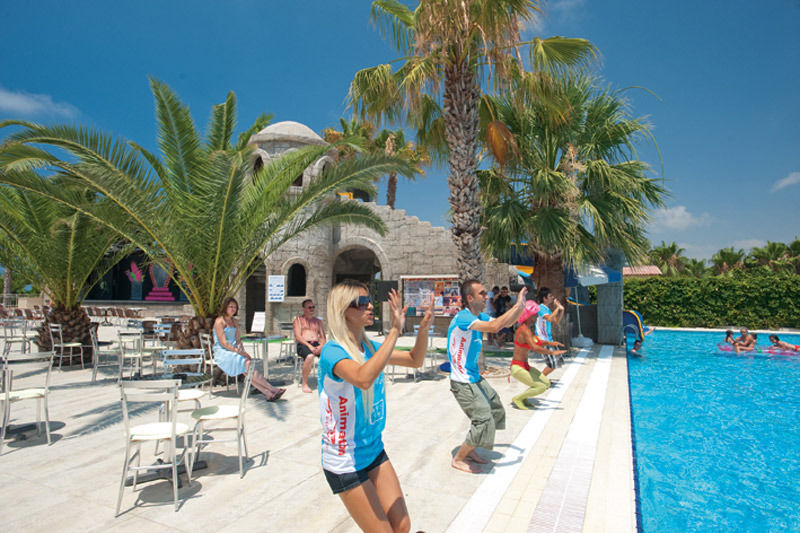 Thalia Beach Resort Hotel Ilica  Dış mekan fotoğraf