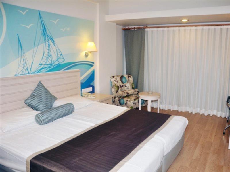 Thalia Beach Resort Hotel Ilica  Dış mekan fotoğraf