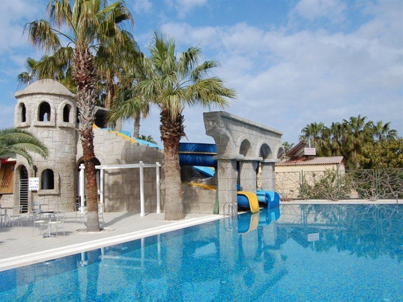 Thalia Beach Resort Hotel Ilica  Dış mekan fotoğraf