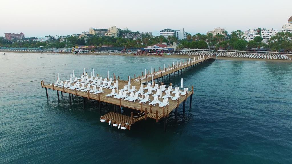 Thalia Beach Resort Hotel Ilica  Dış mekan fotoğraf