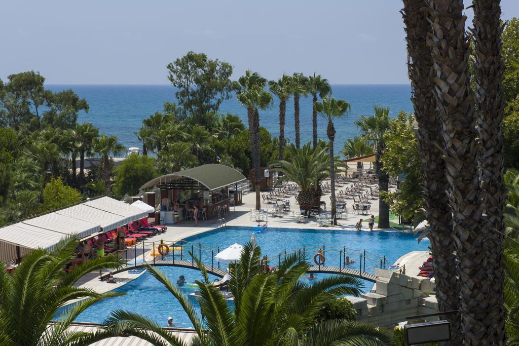 Thalia Beach Resort Hotel Ilica  Dış mekan fotoğraf