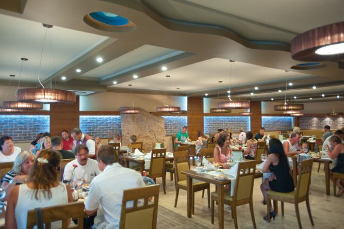 Thalia Beach Resort Hotel Ilica  Dış mekan fotoğraf