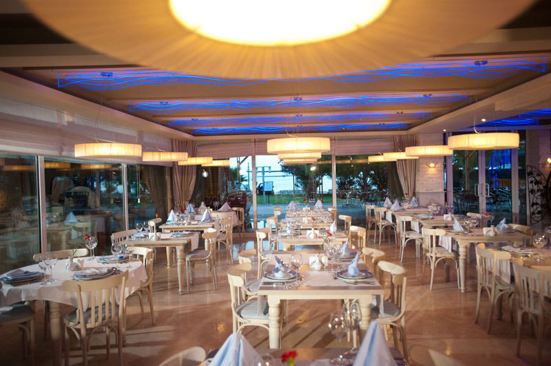 Thalia Beach Resort Hotel Ilica  Dış mekan fotoğraf