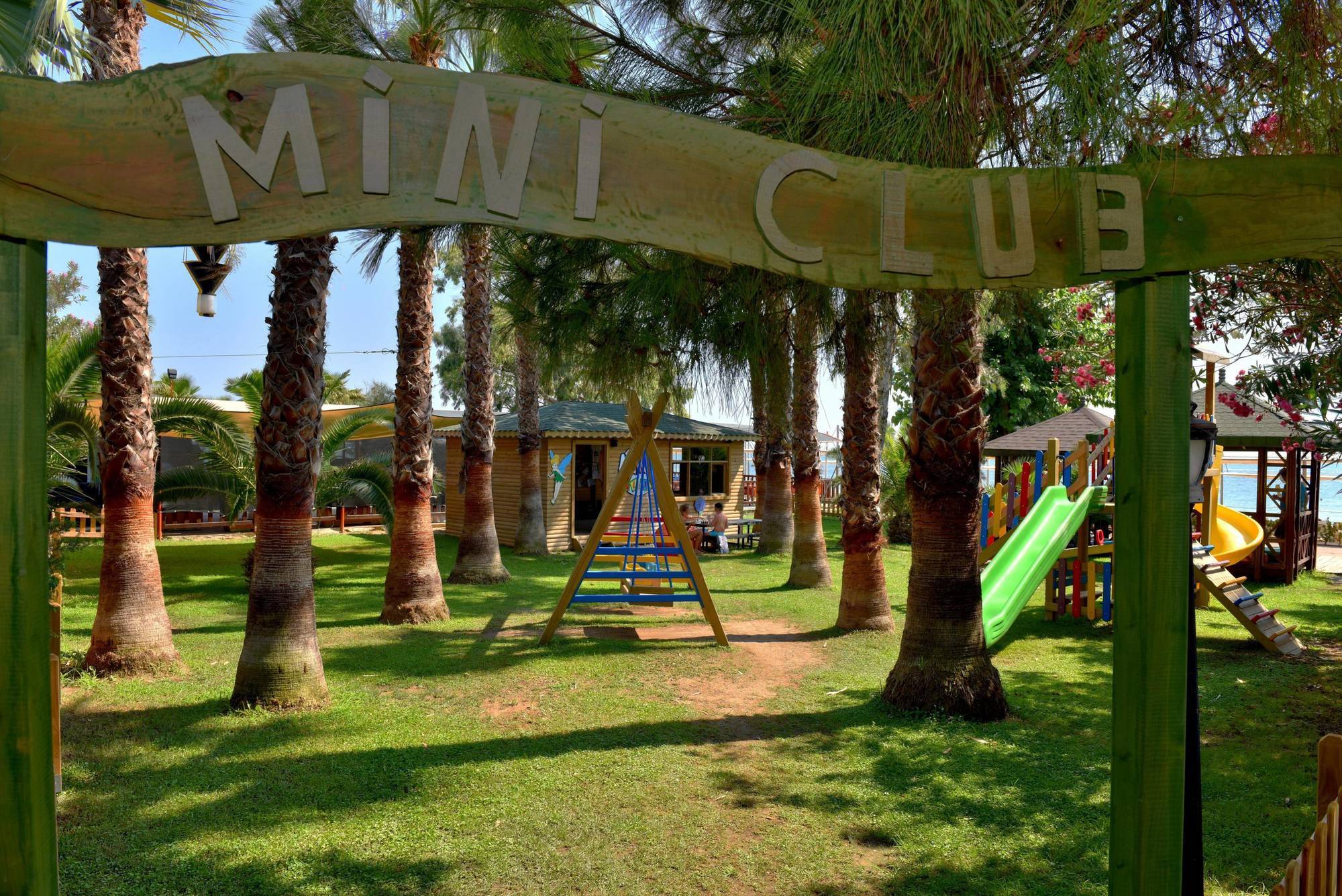 Thalia Beach Resort Hotel Ilica  Dış mekan fotoğraf